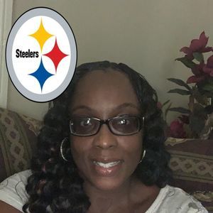 Meet your Posher, Demeka